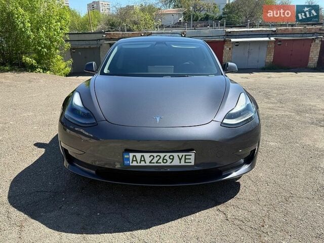 Серый Тесла Модель 3, объемом двигателя 0 л и пробегом 107 тыс. км за 20500 $, фото 12 на Automoto.ua