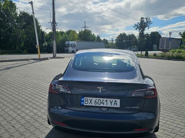 Сірий Тесла Модель 3, об'ємом двигуна 0 л та пробігом 100 тис. км за 21300 $, фото 4 на Automoto.ua
