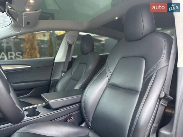 Серый Тесла Модель 3, объемом двигателя 0 л и пробегом 160 тыс. км за 19500 $, фото 14 на Automoto.ua