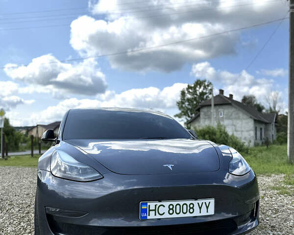 Сірий Тесла Модель 3, об'ємом двигуна 0 л та пробігом 69 тис. км за 20500 $, фото 1 на Automoto.ua