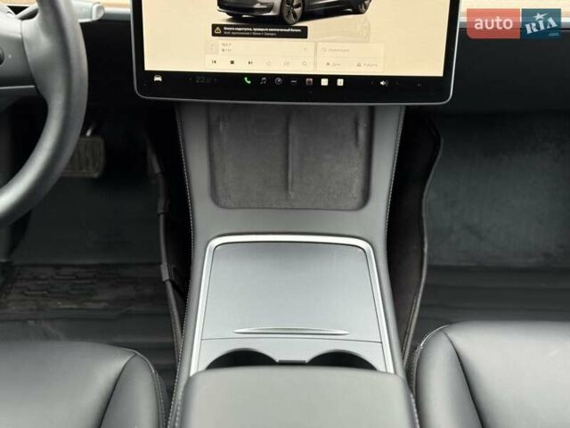 Серый Тесла Модель 3, объемом двигателя 0 л и пробегом 46 тыс. км за 20000 $, фото 104 на Automoto.ua