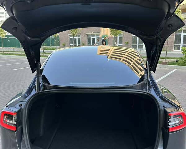 Сірий Тесла Модель 3, об'ємом двигуна 0 л та пробігом 47 тис. км за 23300 $, фото 8 на Automoto.ua