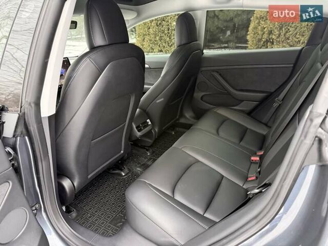 Сірий Тесла Модель 3, об'ємом двигуна 0 л та пробігом 20 тис. км за 20500 $, фото 27 на Automoto.ua