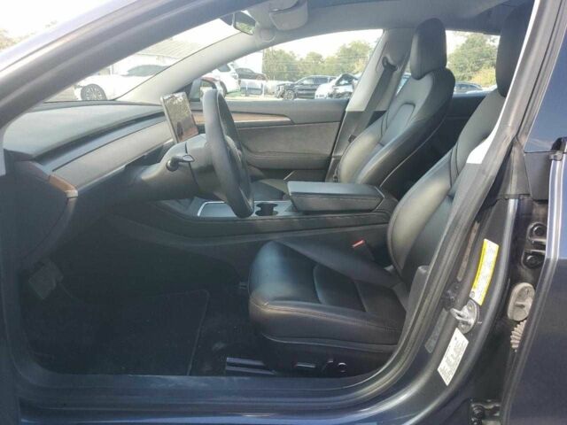 Серый Тесла Модель 3, объемом двигателя 0 л и пробегом 41 тыс. км за 7000 $, фото 6 на Automoto.ua