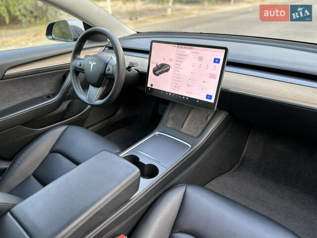 Сірий Тесла Модель 3, об'ємом двигуна 0 л та пробігом 22 тис. км за 20900 $, фото 9 на Automoto.ua