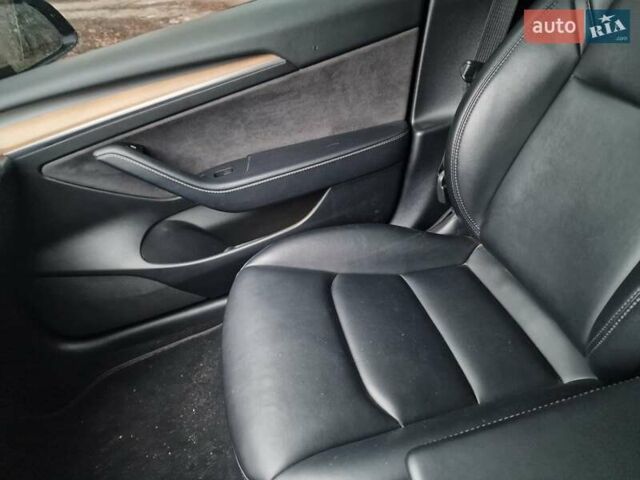 Сірий Тесла Модель 3, об'ємом двигуна 0 л та пробігом 116 тис. км за 19900 $, фото 13 на Automoto.ua