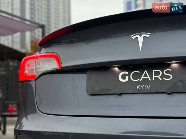 Серый Тесла Модель 3, объемом двигателя 0 л и пробегом 160 тыс. км за 19500 $, фото 8 на Automoto.ua