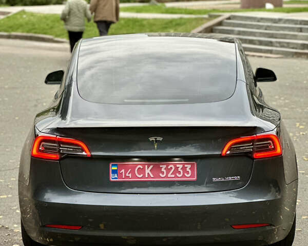Тесла Модель 3 2022 в Киеве на Automoto.ua Серый Тесла Модель 3, объемом двигателя 0 л и пробегом 229 тыс. км за 22000 $, фото 5 на Automoto.ua