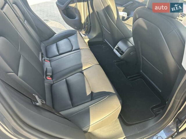 Сірий Тесла Модель 3, об'ємом двигуна 0 л та пробігом 8 тис. км за 21500 $, фото 18 на Automoto.ua