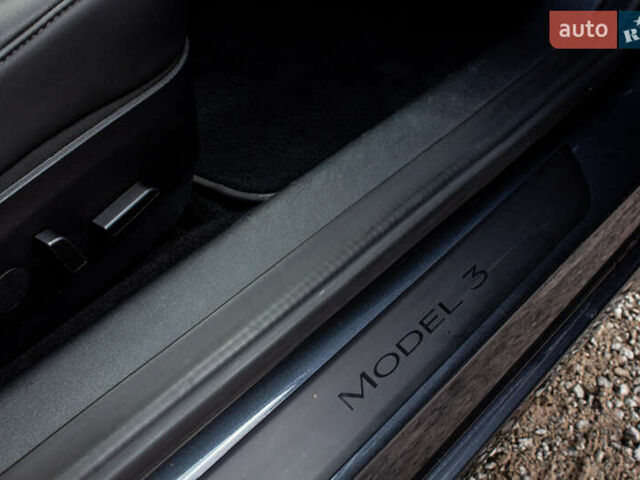 Сірий Тесла Модель 3, об'ємом двигуна 0 л та пробігом 33 тис. км за 24000 $, фото 45 на Automoto.ua