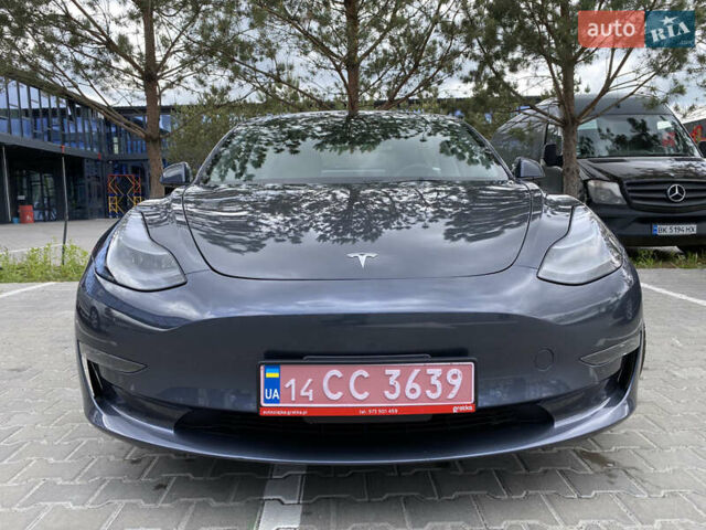 Серый Тесла Модель 3, объемом двигателя 0 л и пробегом 46 тыс. км за 22650 $, фото 2 на Automoto.ua