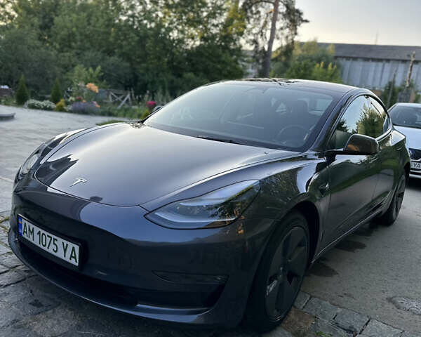 Сірий Тесла Модель 3, об'ємом двигуна 0 л та пробігом 5 тис. км за 27500 $, фото 1 на Automoto.ua