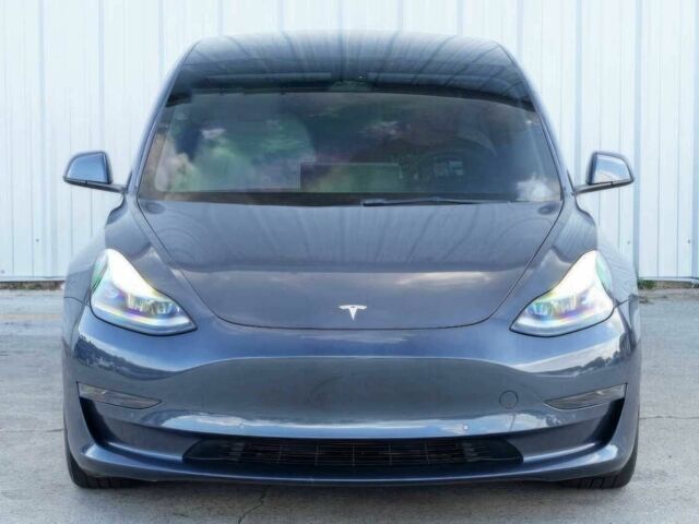 Тесла Модель 3 2022 в Ивано-Франковске на Automoto.ua Серый Тесла Модель 3, объемом двигателя 0 л и пробегом 29 тыс. км за 13600 $, фото 1 на Automoto.ua
