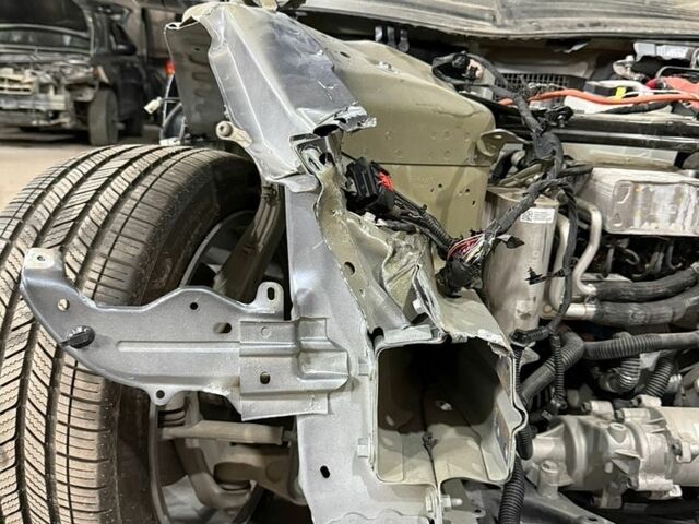 Сірий Тесла Модель 3, об'ємом двигуна 0 л та пробігом 133 тис. км за 12200 $, фото 10 на Automoto.ua