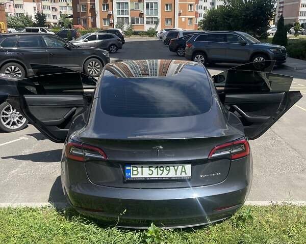 Сірий Тесла Модель 3, об'ємом двигуна 0 л та пробігом 61 тис. км за 23000 $, фото 9 на Automoto.ua