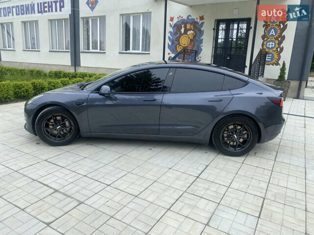 Сірий Тесла Модель 3, об'ємом двигуна 0 л та пробігом 39 тис. км за 19999 $, фото 4 на Automoto.ua