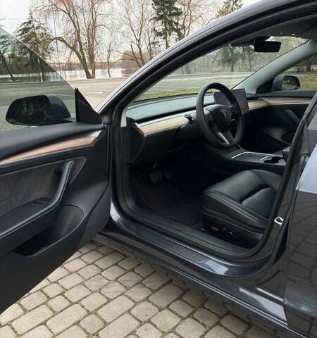 Сірий Тесла Модель 3, об'ємом двигуна 0 л та пробігом 52 тис. км за 21000 $, фото 19 на Automoto.ua