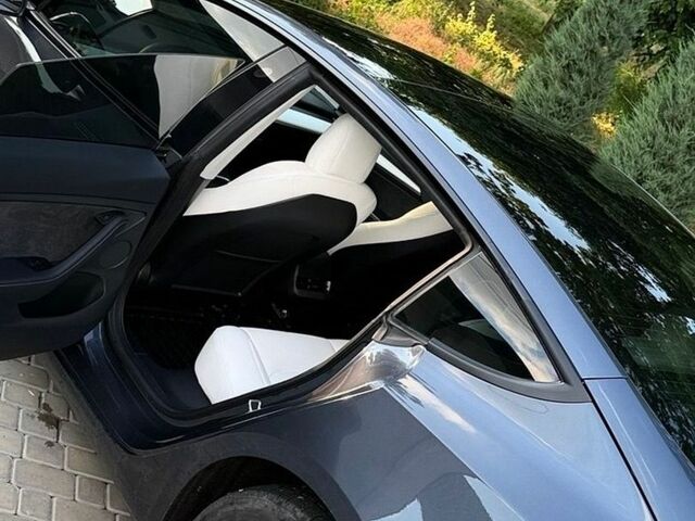 Сірий Тесла Модель 3, об'ємом двигуна 0 л та пробігом 26 тис. км за 20800 $, фото 7 на Automoto.ua