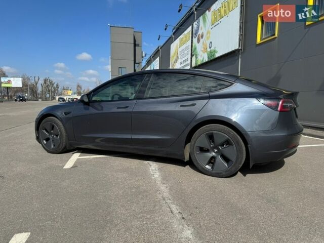 Серый Тесла Модель 3, объемом двигателя 0 л и пробегом 39 тыс. км за 23800 $, фото 2 на Automoto.ua