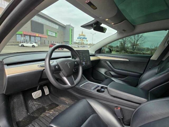 Сірий Тесла Модель 3, об'ємом двигуна 0 л та пробігом 94 тис. км за 20500 $, фото 9 на Automoto.ua