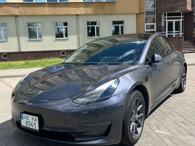 Сірий Тесла Модель 3, об'ємом двигуна 0 л та пробігом 230 тис. км за 16900 $, фото 1 на Automoto.ua