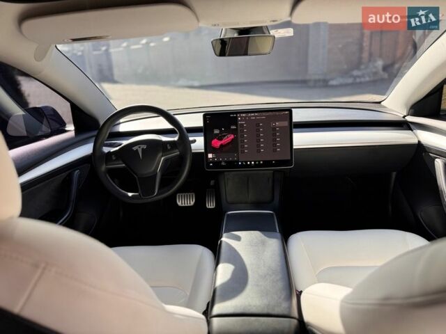 Серый Тесла Модель 3, объемом двигателя 0 л и пробегом 80 тыс. км за 23700 $, фото 38 на Automoto.ua