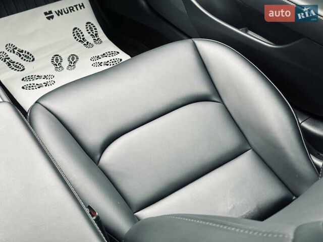 Серый Тесла Модель 3, объемом двигателя 0 л и пробегом 53 тыс. км за 18999 $, фото 44 на Automoto.ua