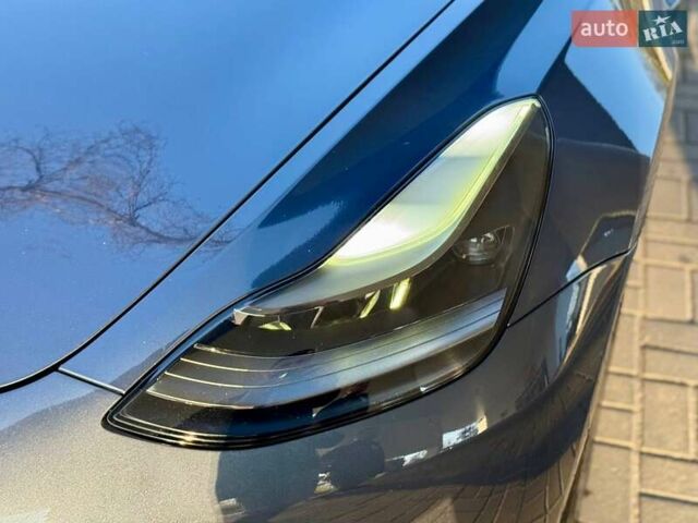 Сірий Тесла Модель 3, об'ємом двигуна 0 л та пробігом 65 тис. км за 20500 $, фото 7 на Automoto.ua