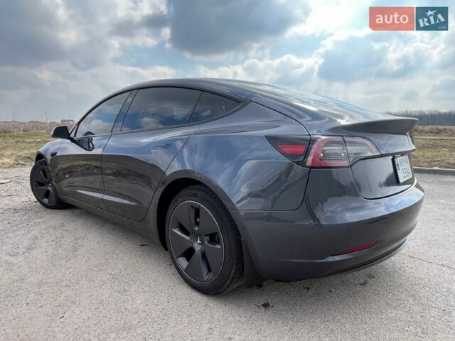 Серый Тесла Модель 3, объемом двигателя 0 л и пробегом 100 тыс. км за 20500 $, фото 6 на Automoto.ua