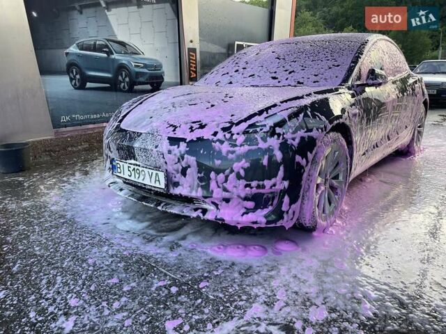 Сірий Тесла Модель 3, об'ємом двигуна 0 л та пробігом 61 тис. км за 23000 $, фото 2 на Automoto.ua