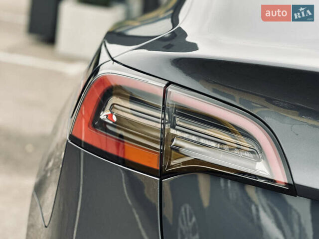 Серый Тесла Модель 3, объемом двигателя 0 л и пробегом 53 тыс. км за 18999 $, фото 14 на Automoto.ua