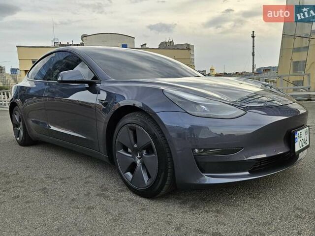Сірий Тесла Модель 3, об'ємом двигуна 0 л та пробігом 74 тис. км за 23500 $, фото 1 на Automoto.ua