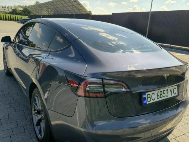 Сірий Тесла Модель 3, об'ємом двигуна 0 л та пробігом 66 тис. км за 23895 $, фото 5 на Automoto.ua