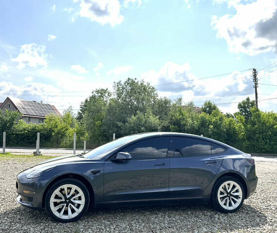 Сірий Тесла Модель 3, об'ємом двигуна 0 л та пробігом 69 тис. км за 20500 $, фото 6 на Automoto.ua