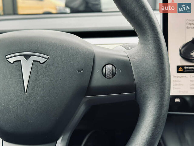 Серый Тесла Модель 3, объемом двигателя 0 л и пробегом 53 тыс. км за 18999 $, фото 48 на Automoto.ua