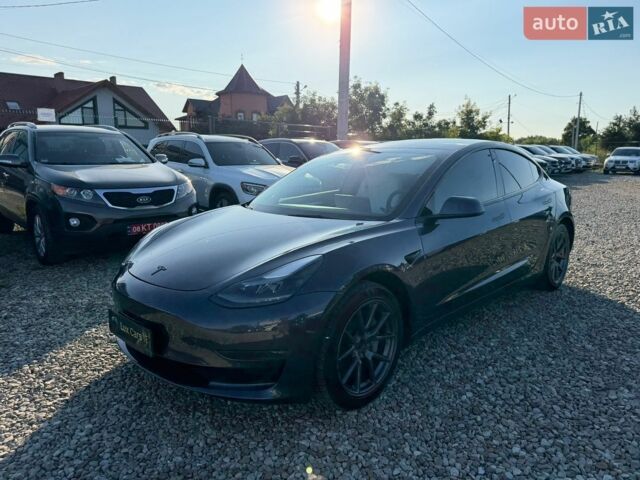 Серый Тесла Модель 3, объемом двигателя 0 л и пробегом 73 тыс. км за 21999 $, фото 8 на Automoto.ua