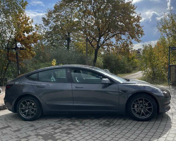 Тесла Модель 3 2022 у Івано-Франківську на Automoto.ua Сірий Тесла Модель 3, об'ємом двигуна 0 л та пробігом 78 тис. км за 21400 $, фото 2 на Automoto.ua