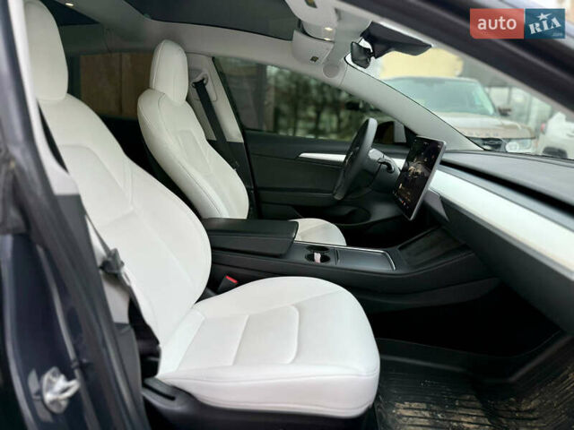 Сірий Тесла Модель 3, об'ємом двигуна 0 л та пробігом 83 тис. км за 21700 $, фото 8 на Automoto.ua