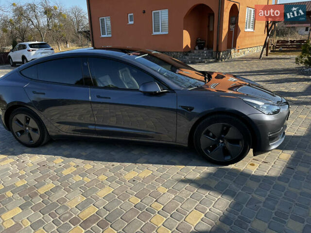 Серый Тесла Модель 3, объемом двигателя 0 л и пробегом 70 тыс. км за 19200 $, фото 5 на Automoto.ua