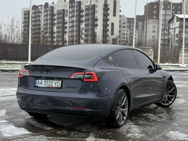 Серый Тесла Модель 3, объемом двигателя 0 л и пробегом 55 тыс. км за 24500 $, фото 4 на Automoto.ua