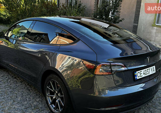Тесла Модель 3 2022 у Чернівцях на Automoto.ua Сірий Тесла Модель 3, об'ємом двигуна 0 л та пробігом 107 тис. км за 18700 $, фото 12 на Automoto.ua