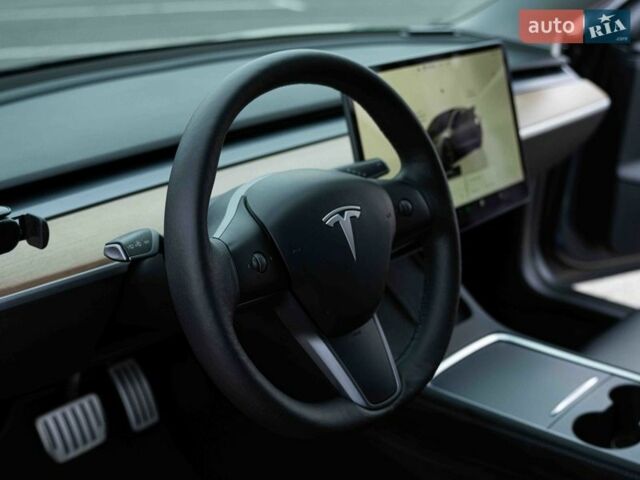 Серый Тесла Модель 3, объемом двигателя 0 л и пробегом 35 тыс. км за 26500 $, фото 47 на Automoto.ua