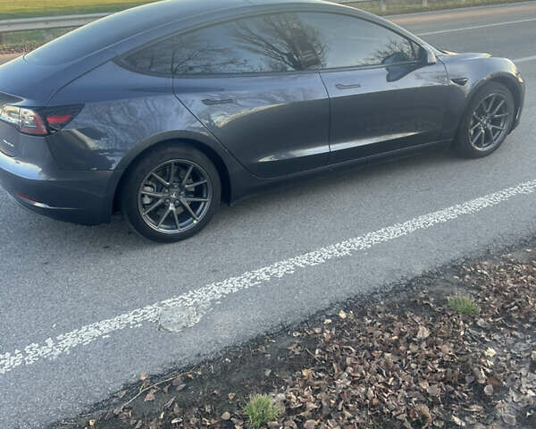 Сірий Тесла Модель 3, об'ємом двигуна 0 л та пробігом 59 тис. км за 21900 $, фото 1 на Automoto.ua