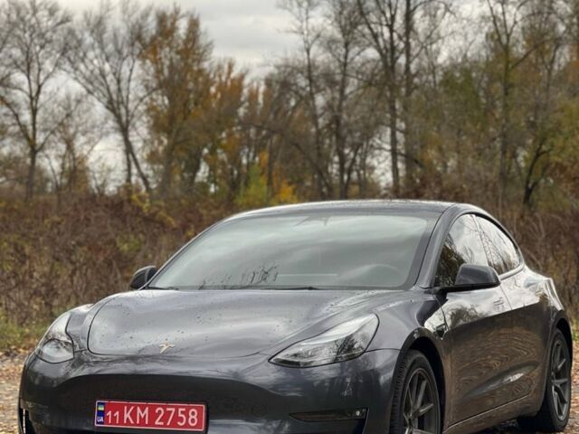 Серый Тесла Модель 3, объемом двигателя 0 л и пробегом 169 тыс. км за 18450 $, фото 5 на Automoto.ua