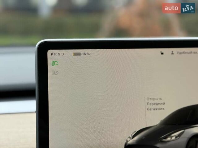 Серый Тесла Модель 3, объемом двигателя 0 л и пробегом 46 тыс. км за 20000 $, фото 110 на Automoto.ua
