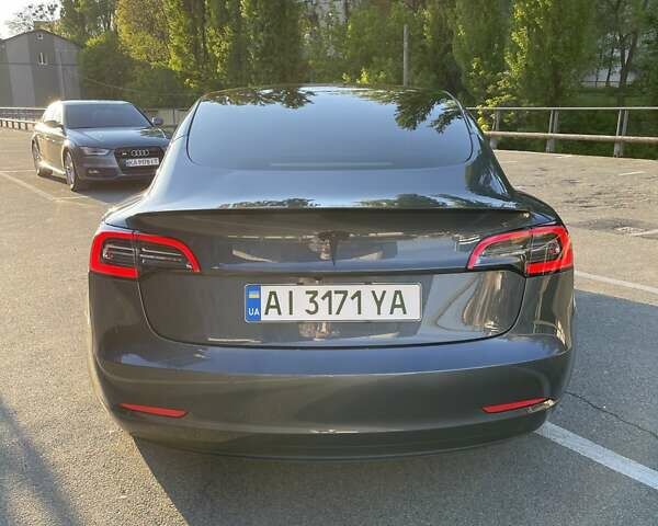 Серый Тесла Модель 3, объемом двигателя 0 л и пробегом 49 тыс. км за 24500 $, фото 8 на Automoto.ua