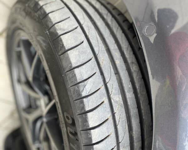 Сірий Тесла Модель 3, об'ємом двигуна 0 л та пробігом 39 тис. км за 19999 $, фото 35 на Automoto.ua