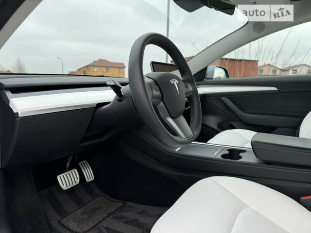 Серый Тесла Модель 3, объемом двигателя 0 л и пробегом 75 тыс. км за 25000 $, фото 12 на Automoto.ua