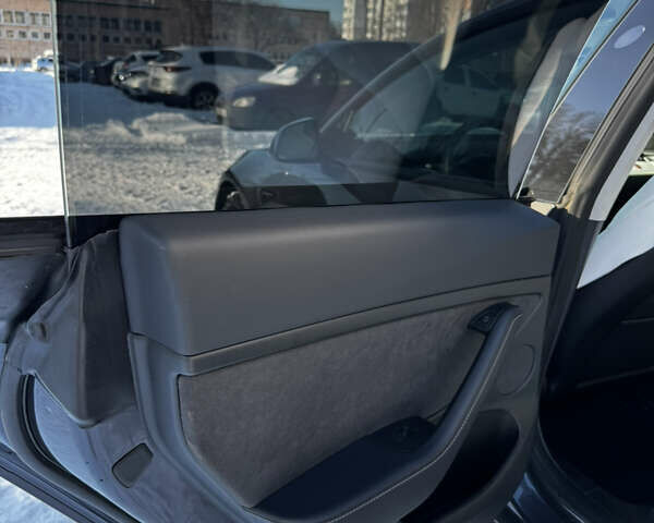 Сірий Тесла Модель 3, об'ємом двигуна 0 л та пробігом 38 тис. км за 25900 $, фото 10 на Automoto.ua