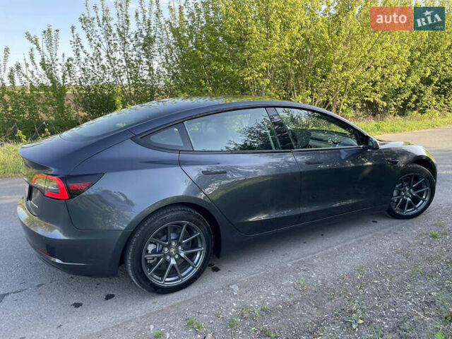 Сірий Тесла Модель 3, об'ємом двигуна 0 л та пробігом 5 тис. км за 23500 $, фото 5 на Automoto.ua